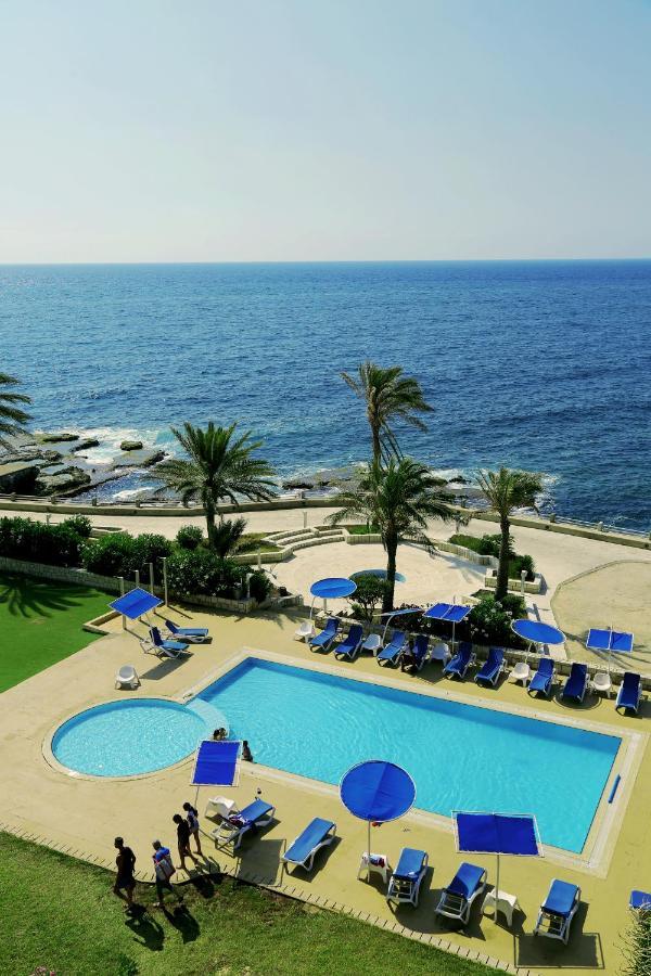 Rabiya Marine Hotel Бейрут Екстериор снимка